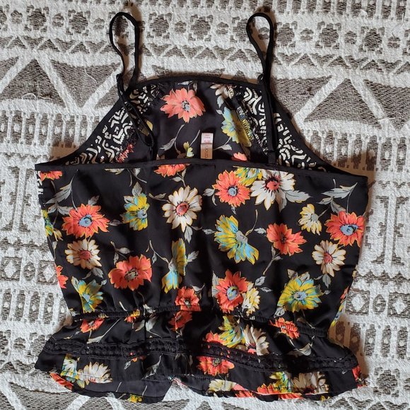 Xhilaration 2-piece Floral Set - Picture 2 of 7